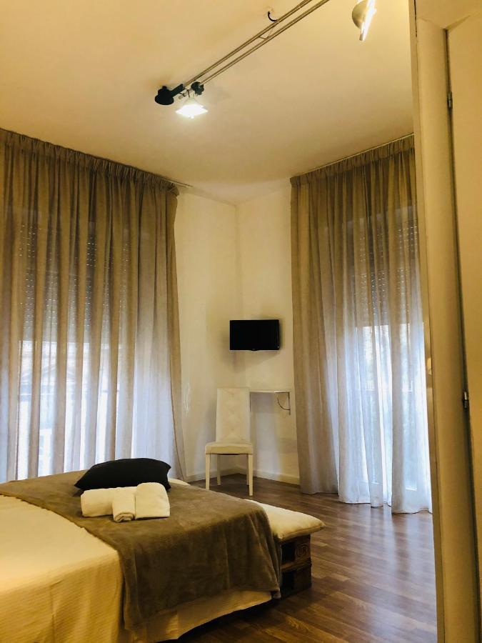 B&B Degli Artisti Suite Lecce Luaran gambar