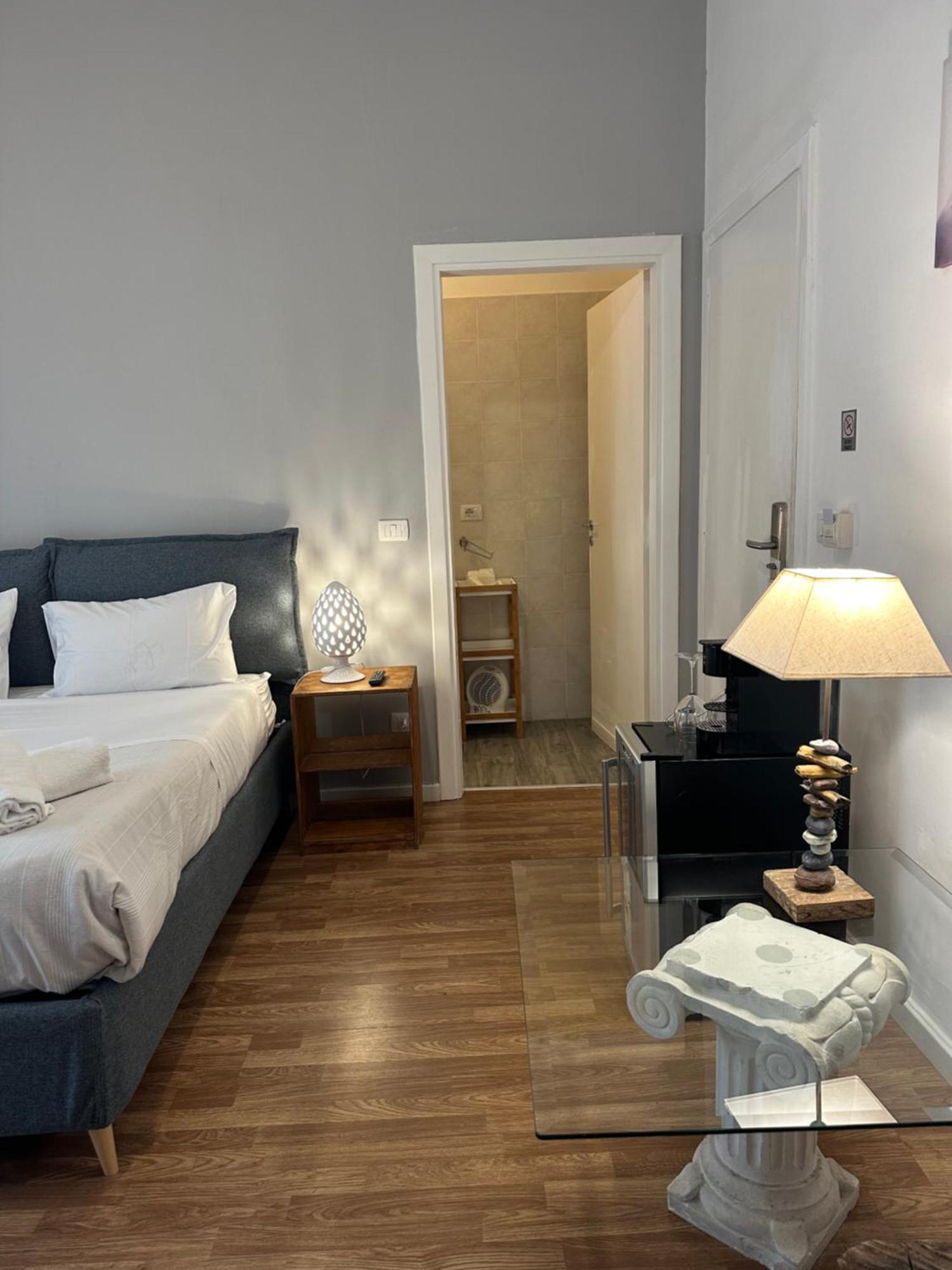 B&B Degli Artisti Suite Lecce Luaran gambar