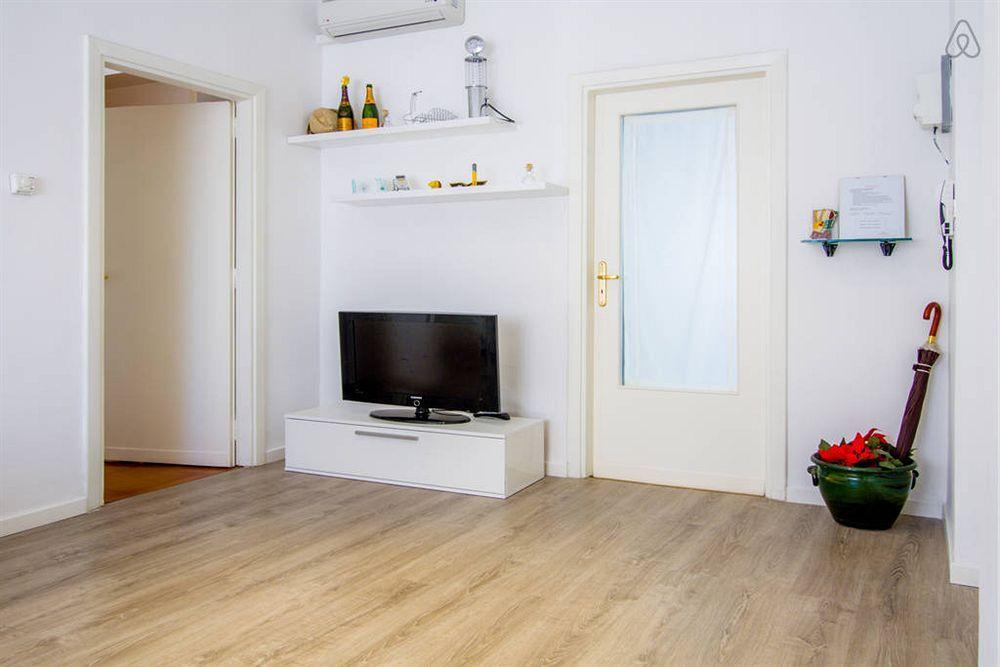 B&B Degli Artisti Suite Lecce Luaran gambar